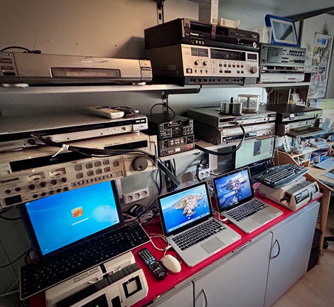 FOTO W DIGITAL W   Digitalisierung von Video und Schmalfilm in HD